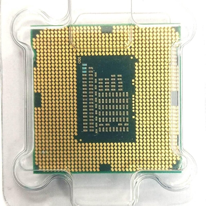 Core i3 2120 2nd Generation 3.3 GHz LGA 1155 Socket Desktop Processor (Silver) for H61 Motherboard (AD Enterprises)